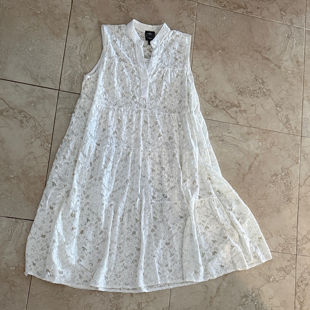 Elegant White Sleeveless Midi Dress